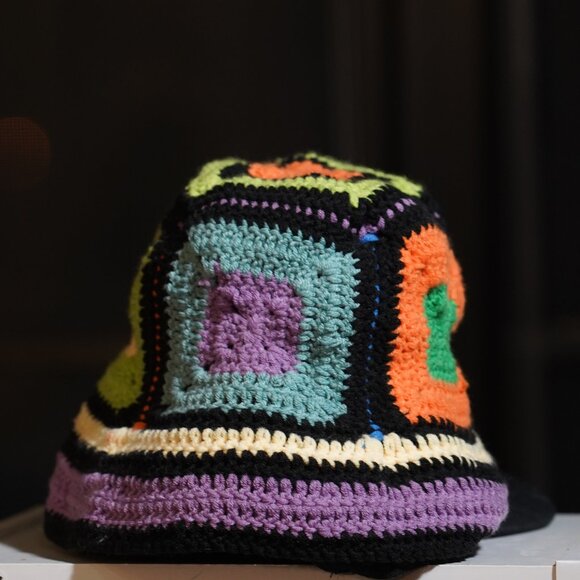 Knitted Hat Multi-Color - Picture 4 of 4